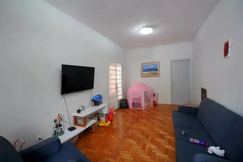 Casa com 7 quartos — Prado, Belo Horizonte