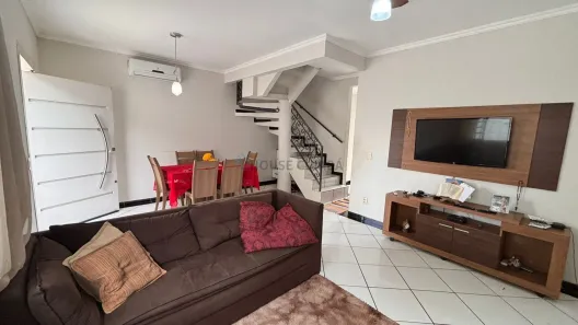 Casa com 3 Quartos à venda, 206m² no Jardim Califórnia, Cuiabá