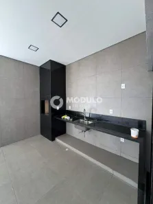 Casa com 3 Quartos à venda, 175m² no Aclimação, Uberlândia