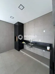 Casa com 3 Quartos à venda, 180m² no Aclimação, Uberlândia