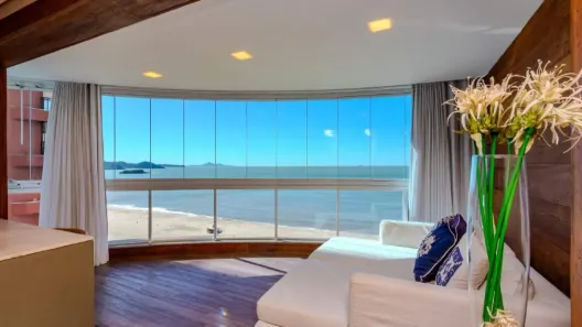 Apartamento com 4 Quartos à venda, 220m² no Centro, Balneário Camboriú