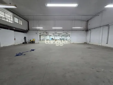 Galpão/Depósito/Armazém para alugar, 2000m² no Navegantes, Porto Alegre