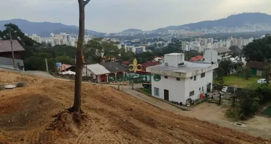 Lote/Terreno à venda, 2408m² no Itacorubi, Florianópolis