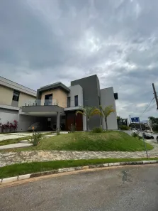 Casa com 3 Quartos à venda, 242m² no Cézar de Souza, Mogi das Cruzes