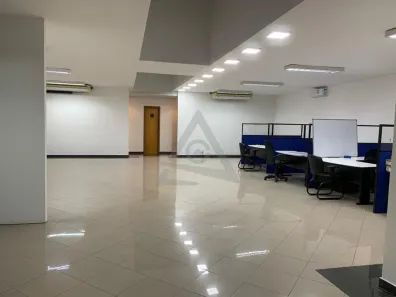 Prédio Comercial para alugar, 385m² no Parque Nova Suíça, Valinhos