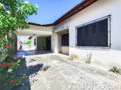 Casa com 5 Quartos para alugar, 300m² no Parque Manibura, Fortaleza