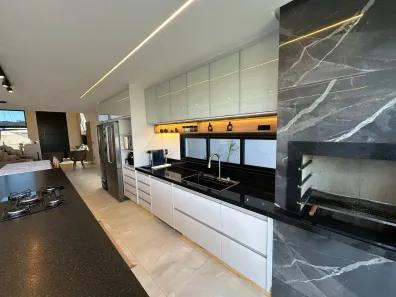 Sobrado com 4 Quartos à venda, 234m² no Jardins Bolonha, Senador Canedo