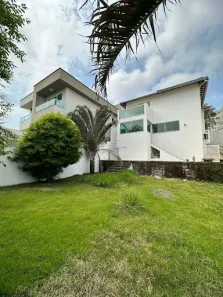 Casa com 4 Quartos à venda, 250m² no Grama, Juiz de Fora