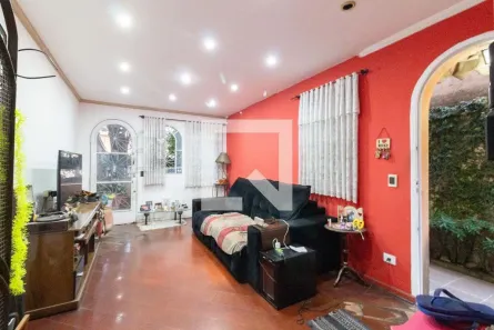 Casa com 3 Quartos à venda, 160m² no Jardim Peri Peri, São Paulo