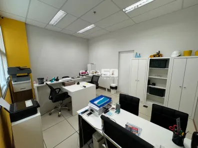Sala Comercial com 2 Quartos para alugar, 40m² no Swiss Park, Campinas