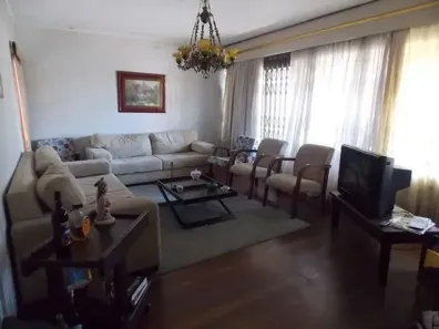Casa com 3 Quartos à venda, 211m² no Vila Ipiranga, Porto Alegre