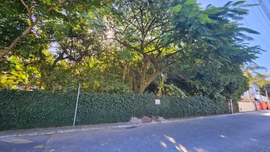 Lote/Terreno à venda, 867m² no Canasvieiras, Florianópolis