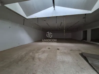 Ponto Comercial para alugar, 300m² no Centro, Franca
