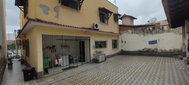 Casa com 3 Quartos à venda, 270m² no Jardim Amália, Volta Redonda