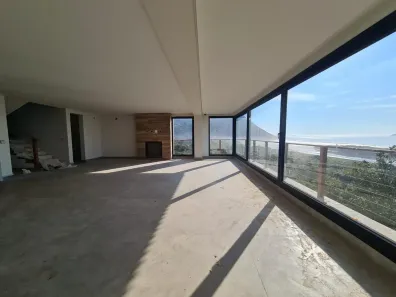 Sobrado com 3 Quartos à venda, 247m² no , Garopaba