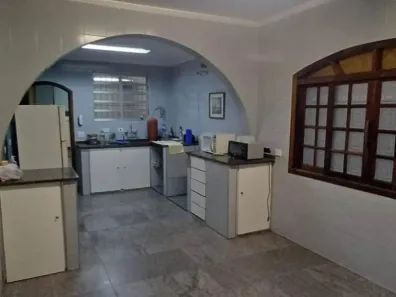 Casa com 3 Quartos à venda, 198m² no Vila Campesina, Osasco