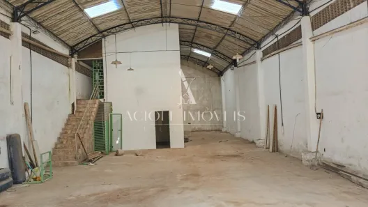 Galpão/Depósito/Armazém à venda, 386m² no Farol, Maceió