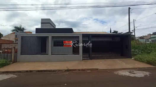 Casa com 3 Quartos à venda, 232m² no Jardim Interlagos, Arapongas