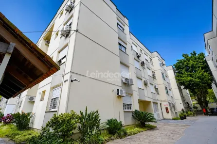 Apartamento com 1 Quarto à venda, 42m² no Jardim do Salso, Porto Alegre
