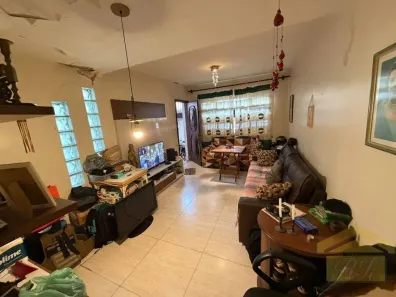 Casa com 2 Quartos à venda, 113m² no Jardim Aeroporto, São Paulo