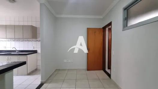 Apartamento com 2 Quartos para alugar, 55m² no Santa Mônica, Uberlândia