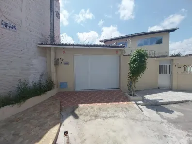 Casa com 3 Quartos para alugar, 114m² no Itaperi, Fortaleza