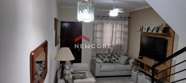 Sobrado com 2 Quartos à venda, 78m² no Vila Sao Paulo, Mongaguá