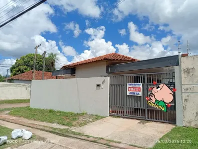 Casa com 2 Quartos para alugar, 60m² no Tiradentes, Campo Grande