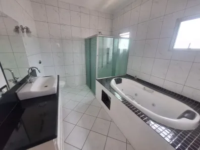 Casa de Condomínio com 4 Quartos para alugar, 450m² no Parque dos Príncipes, São Paulo
