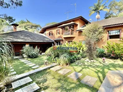 Casa com 5 Quartos para venda ou aluguel, 923m² no Vila Santo Antônio, Cotia