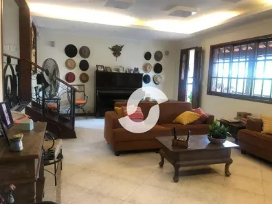 Casa com 4 Quartos à venda, 392m² no Maravista, Niterói