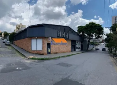 Galpão/Depósito/Armazém à venda, 562m² no Floresta, Belo Horizonte