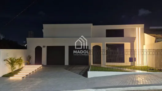 Casa com 5 Quartos à venda, 400m² no Estrela, Ponta Grossa