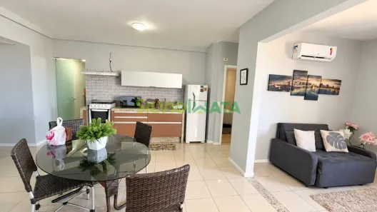 Apartamento com 2 Quartos à venda, 66m² no Zona 07, Maringá