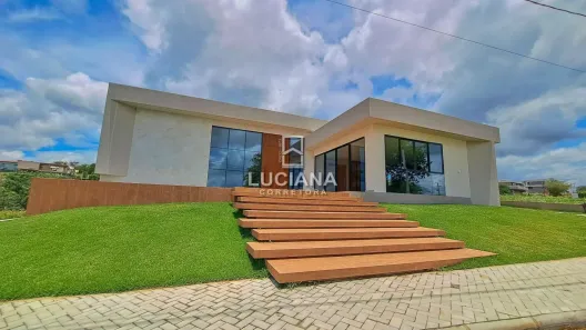 Casa de Condomínio com 5 Quartos à venda, 316m² no Gravatá Centro, Gravatá