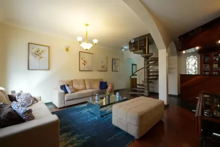 Casa com 3 Quartos à venda, 240m² no Vila Mariana, São Paulo