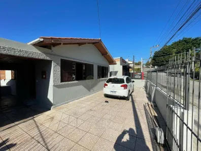Casa com 2 Quartos à venda, 230m² no Capoeiras, Florianópolis