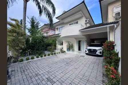 Sobrado com 4 Quartos à venda, 179m² no Vargem Pequena, Rio de Janeiro