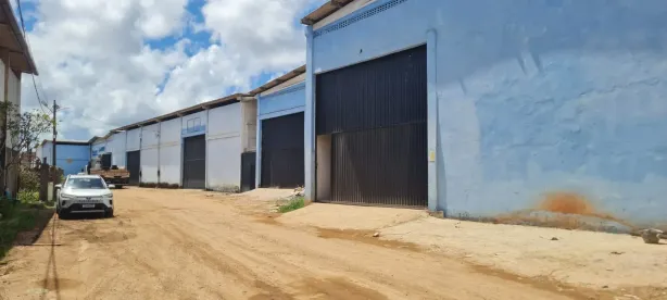 Galpão/Depósito/Armazém para alugar, 720m² no Pirajá, Salvador