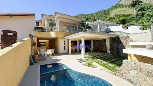 Casa com 4 Quartos para alugar, 250m² no Itacoatiara, Niterói
