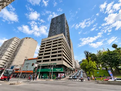 Sala Comercial para alugar, 47m² no Centro, Juiz de Fora