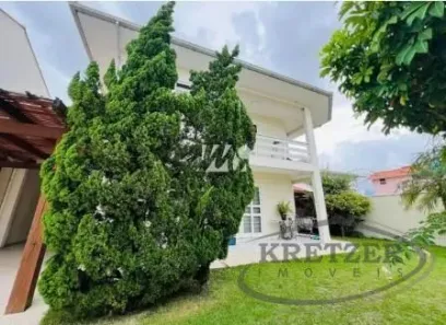 Casa com 3 Quartos à venda, 278m² no Centro, Palhoça