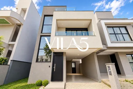 Casa de Condomínio com 3 Quartos à venda, 157m² no Santa Cândida, Curitiba