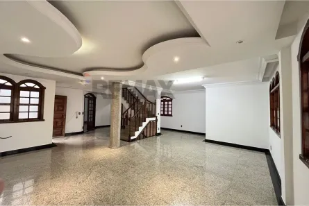 Imóvel Comercial com 4 Quartos para alugar, 189m² no Santa Tereza, Belo Horizonte