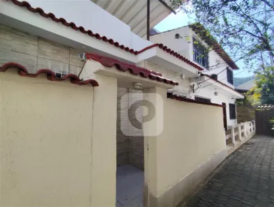 Casa com 2 Quartos à venda, 75m² no Grajaú, Rio de Janeiro
