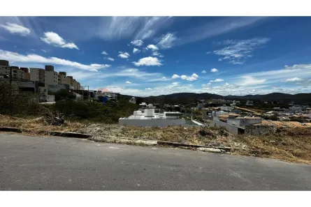 Lote/Terreno à venda, 229m² no São Judas Tadeu, Jequié