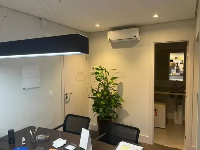 Sala Comercial à venda, 100m² no Centro, Jacareí