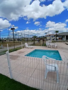 Casa com 2 Quartos para alugar, 43m² no Senador Carlos Jereissati, Pacatuba