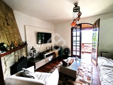 Casa de Condomínio com 2 Quartos à venda, 117m² no Tijuca, Teresópolis