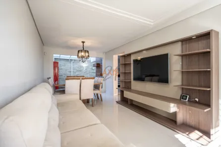 Sobrado com 3 Quartos à venda, 157m² no Água Verde, Curitiba